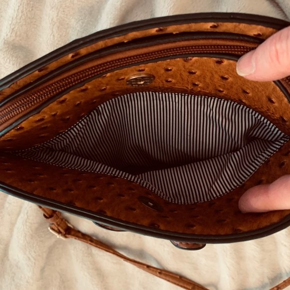 Ostrich Embossed Three Compartment Purse With Tassel and Bow - Picture 7 of 16